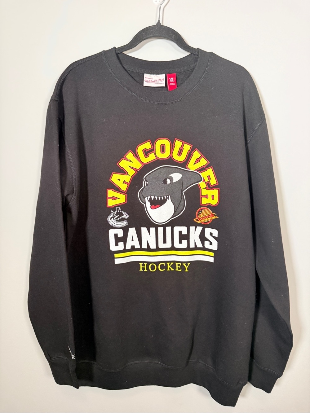 Mitchell & Ness Vancouver Canucks Crewneck Sweatshirt Orca Flying Skate Logo XL